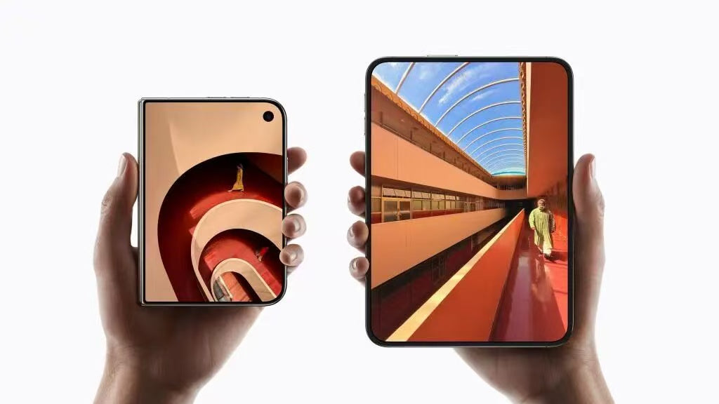 iPhone 18 Pro &amp; iPhone DUAL First Look: Apple’s First Foldable Redefines iPhone Experience